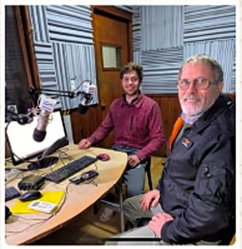 El Presidente Del Aero Club El Bolsón En Radio Nacional